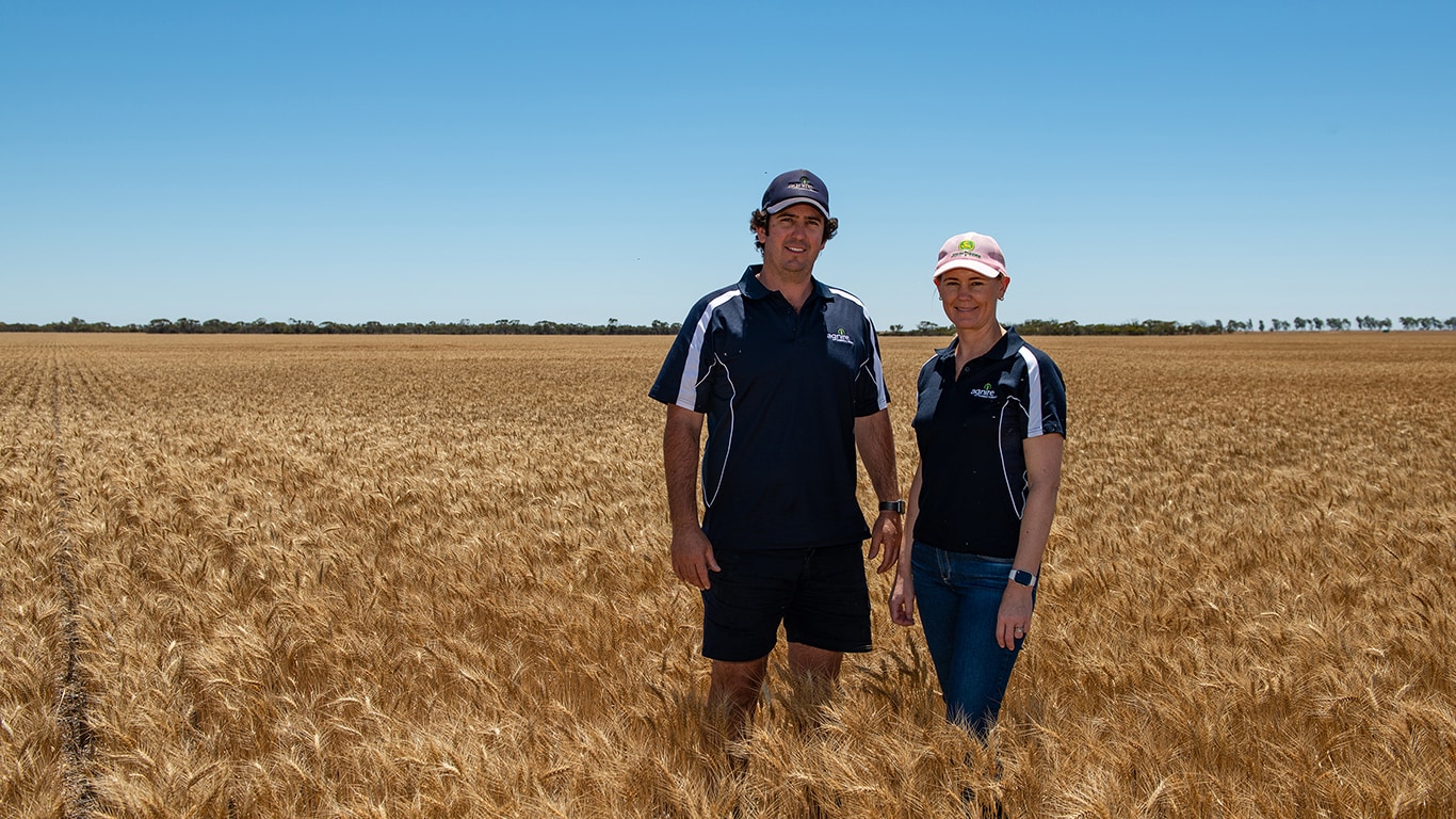 Brett and Kirrilee Warr run Agnire Farming