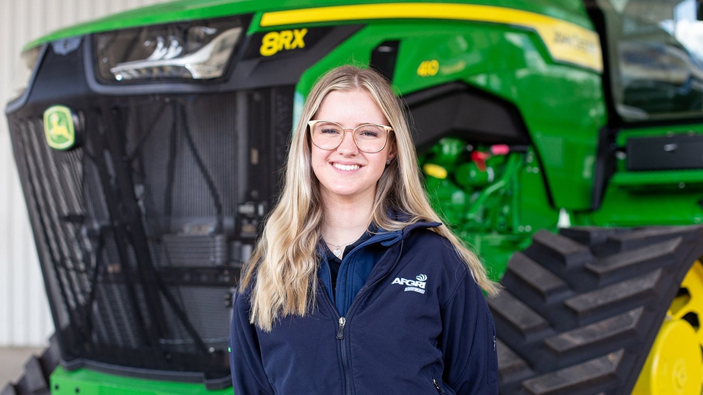 Poppy Blohm Parts Technician of the Year, Australia & New Zealand