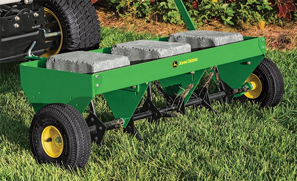 122 cm (48 in.) Tow-Behind Plug Aerator