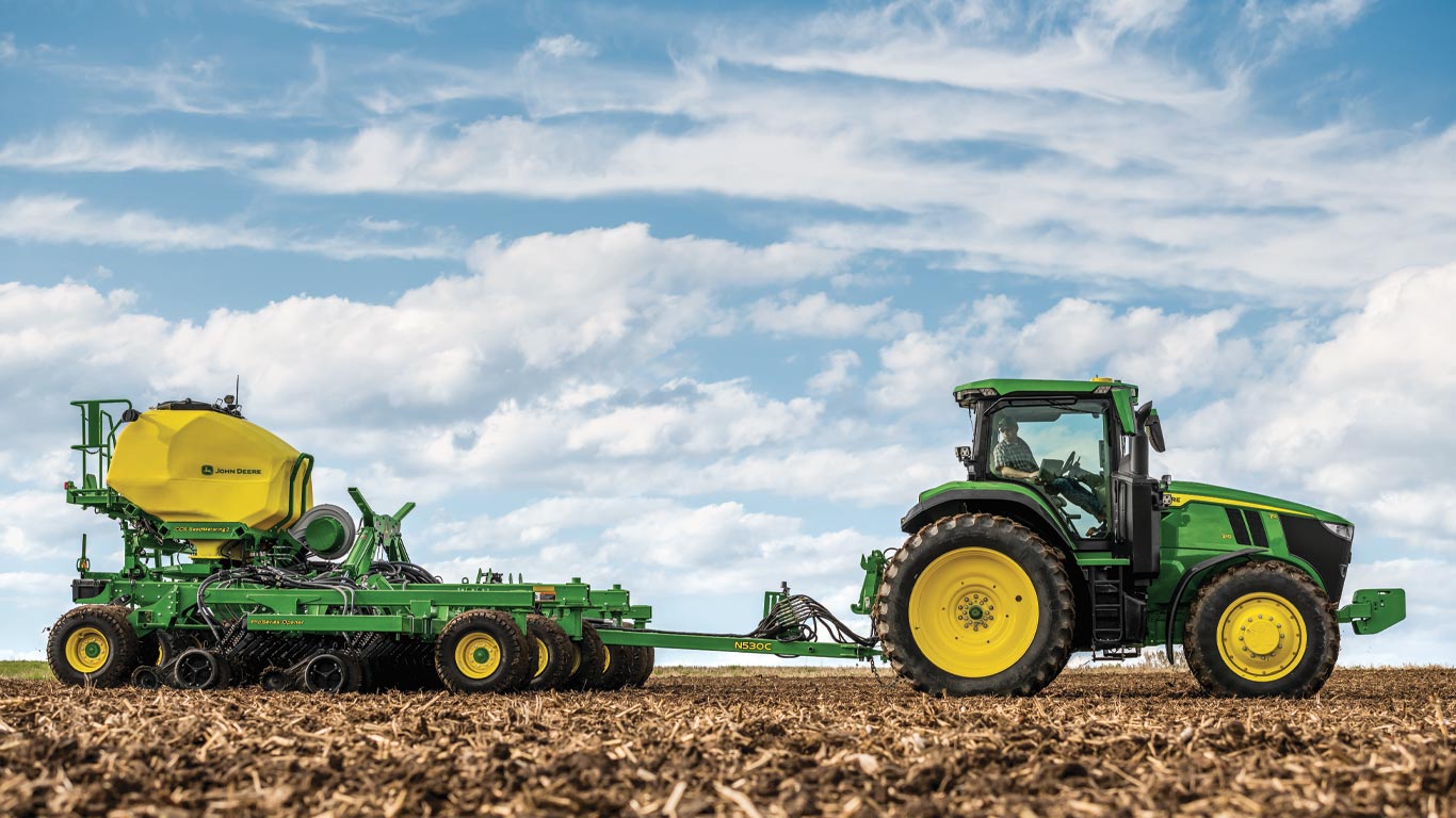 7r row crop pulling seeder