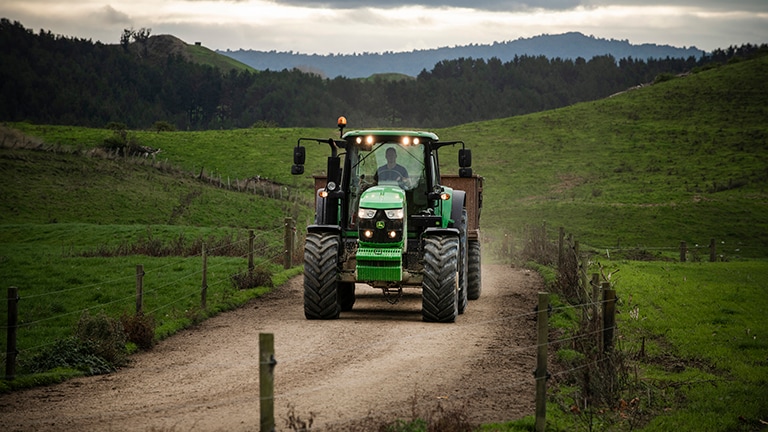 6M Series Tractors